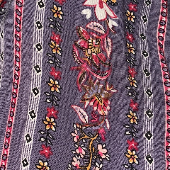 Off the shoulder blouse - Picture 3 of 4